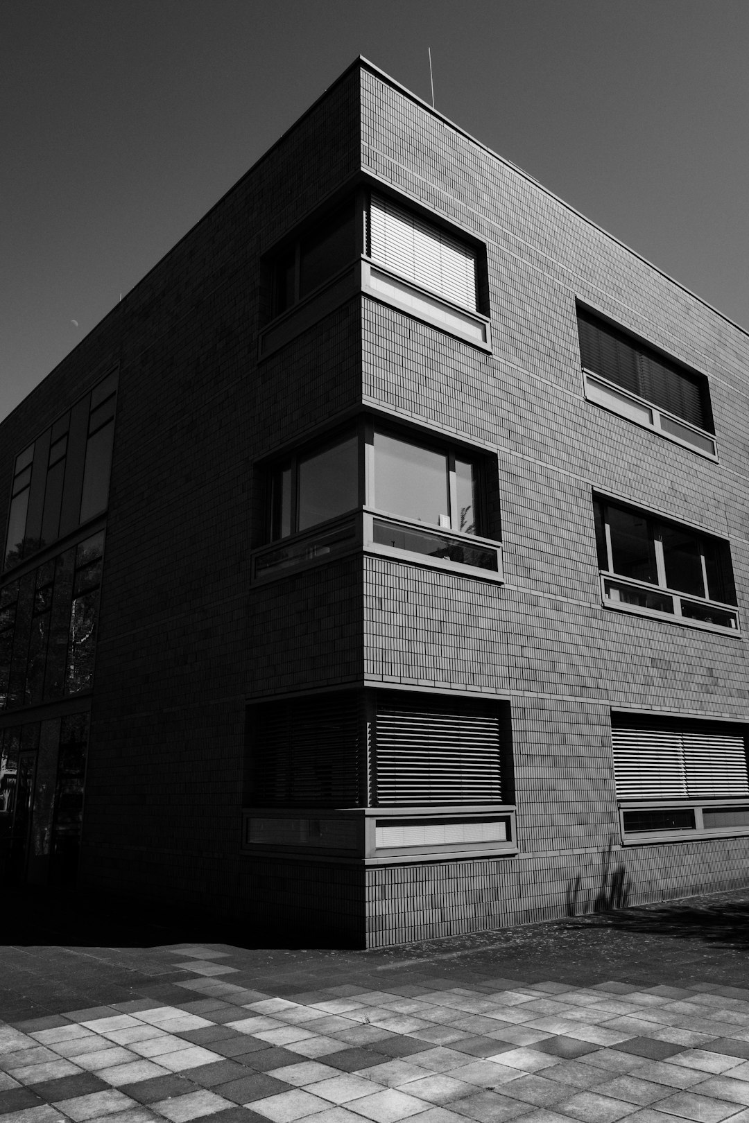 Minimalistische Villa mit Glasfront